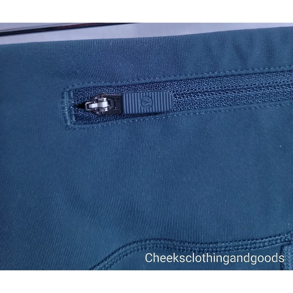 Lululemon 2 Align Cropped Pants 21